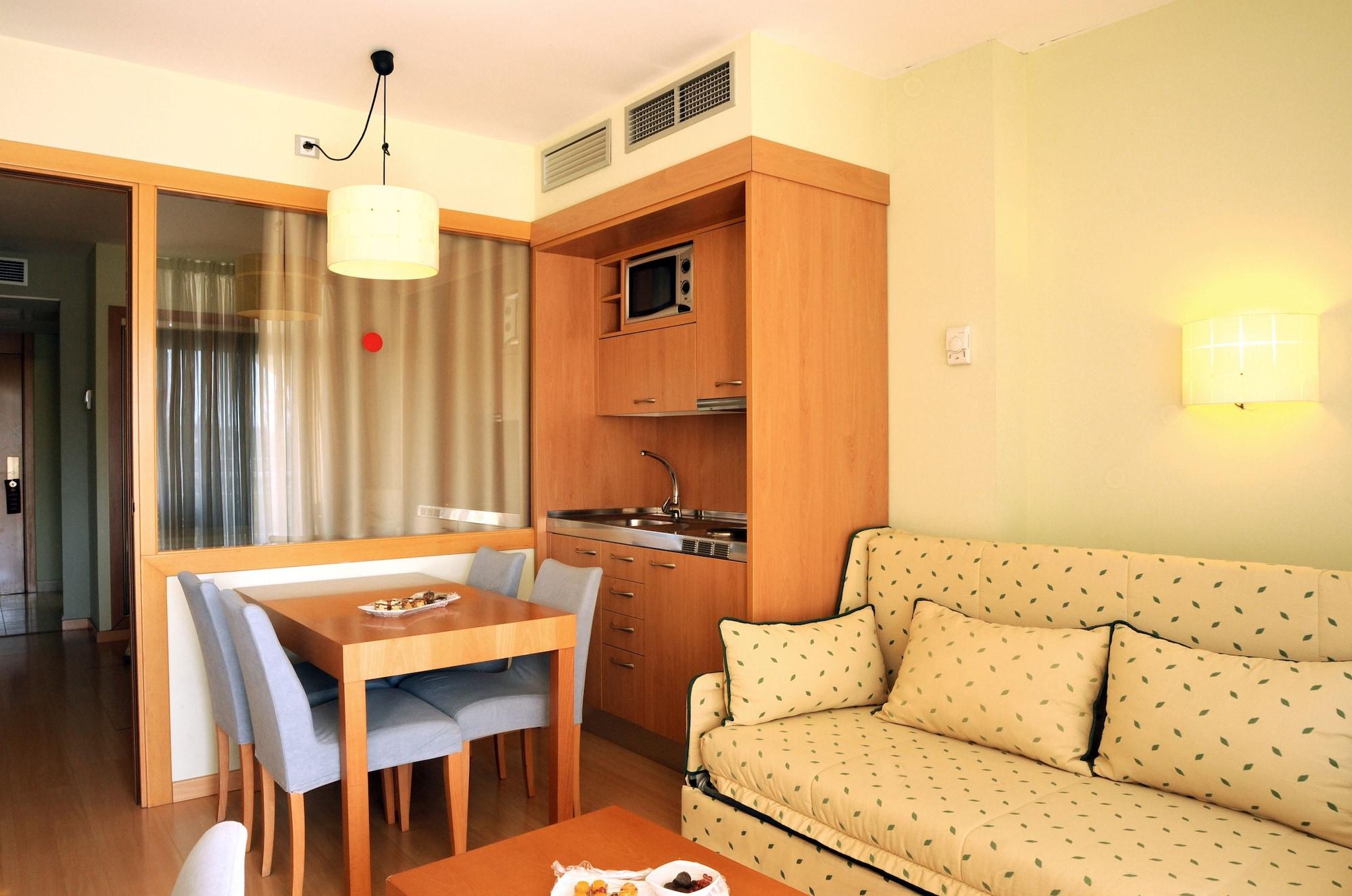 Evenia Olympic Suites Lloret de Mar Zewnętrze zdjęcie