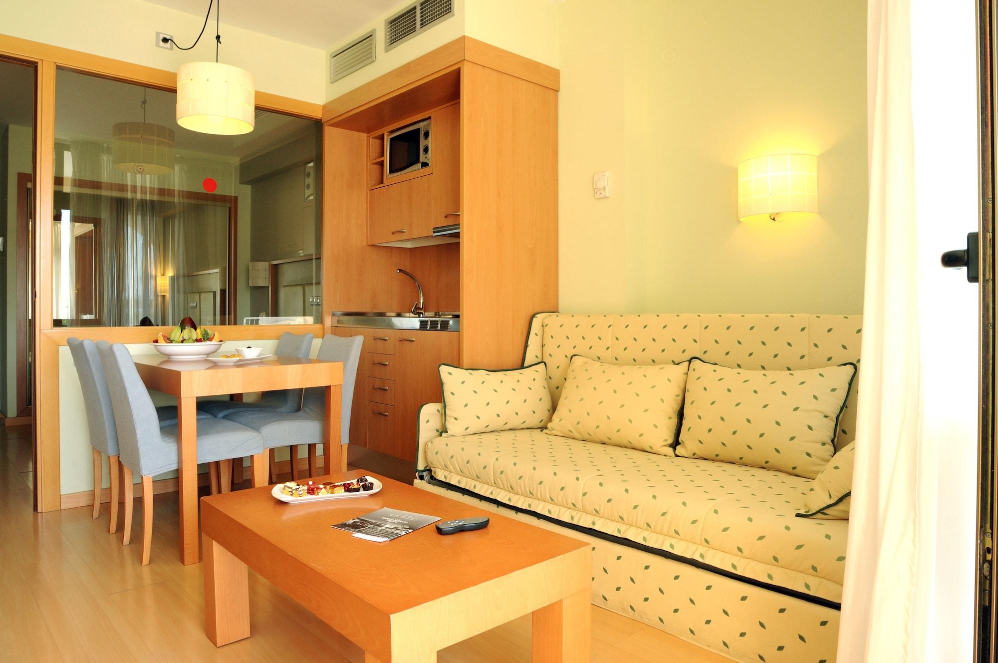 Evenia Olympic Suites Lloret de Mar Zewnętrze zdjęcie