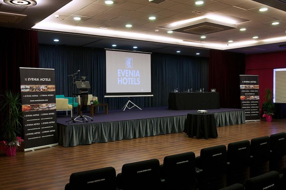 Evenia Olympic Suites Lloret de Mar Zewnętrze zdjęcie